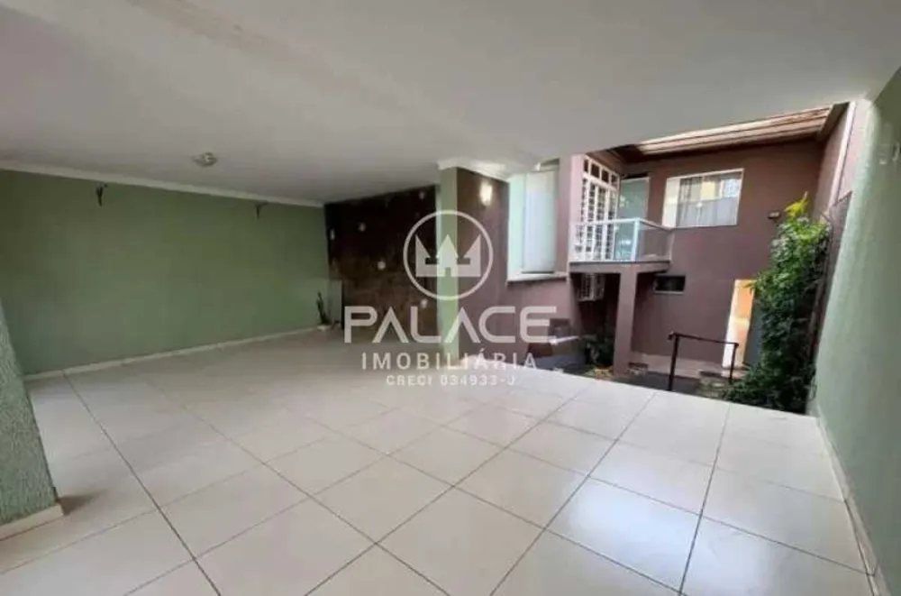 Casa, 3 quartos, 261 m² - Foto 1