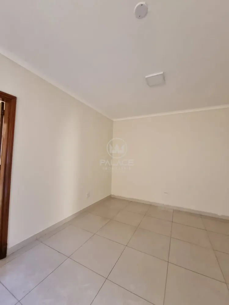 Casa, 3 quartos, 246 m² - Foto 2