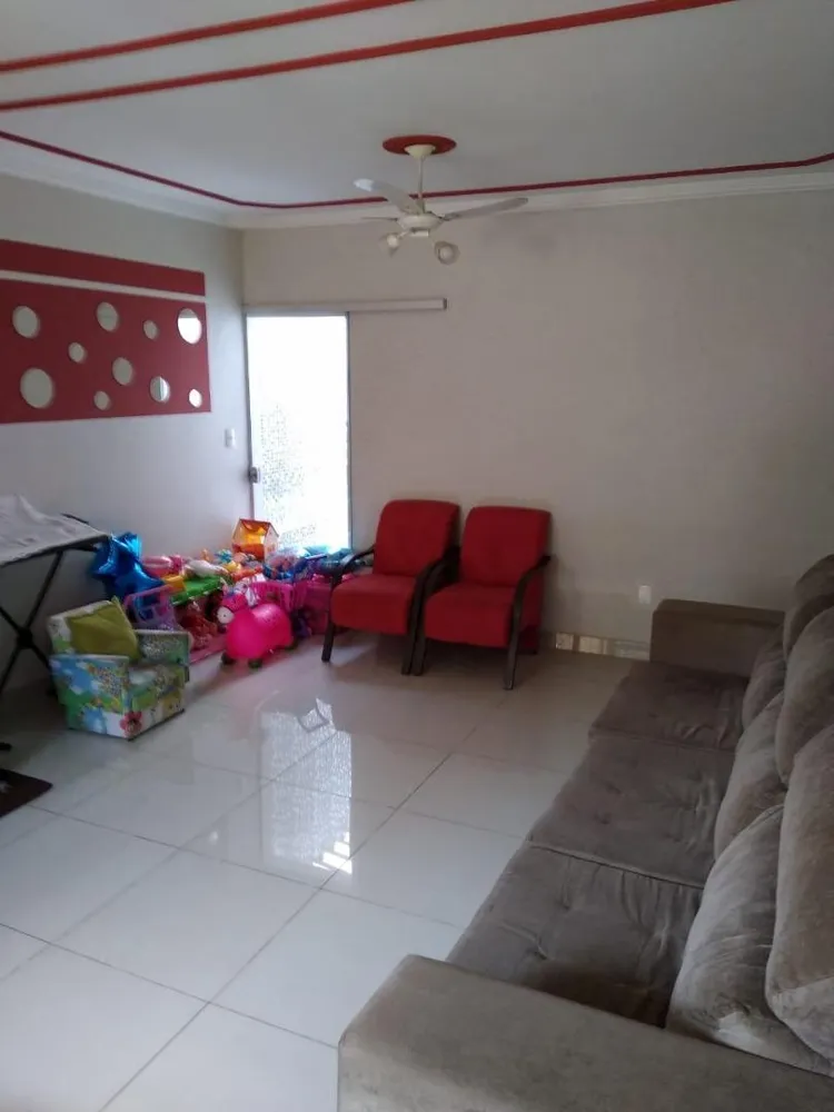 Casa, 3 quartos, 230 m² - Foto 4
