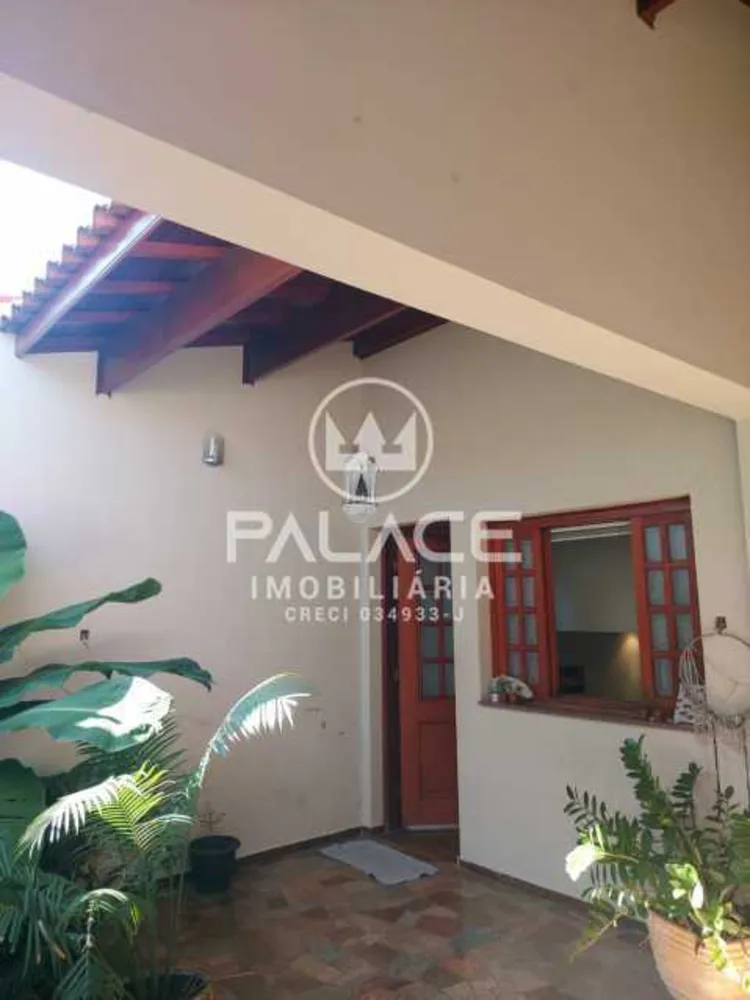 Casa, 3 quartos, 196 m² - Foto 1