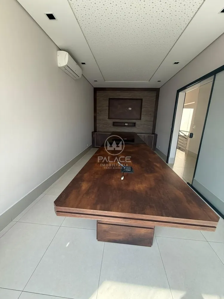 Casa, 6 quartos, 245 m² - Foto 11