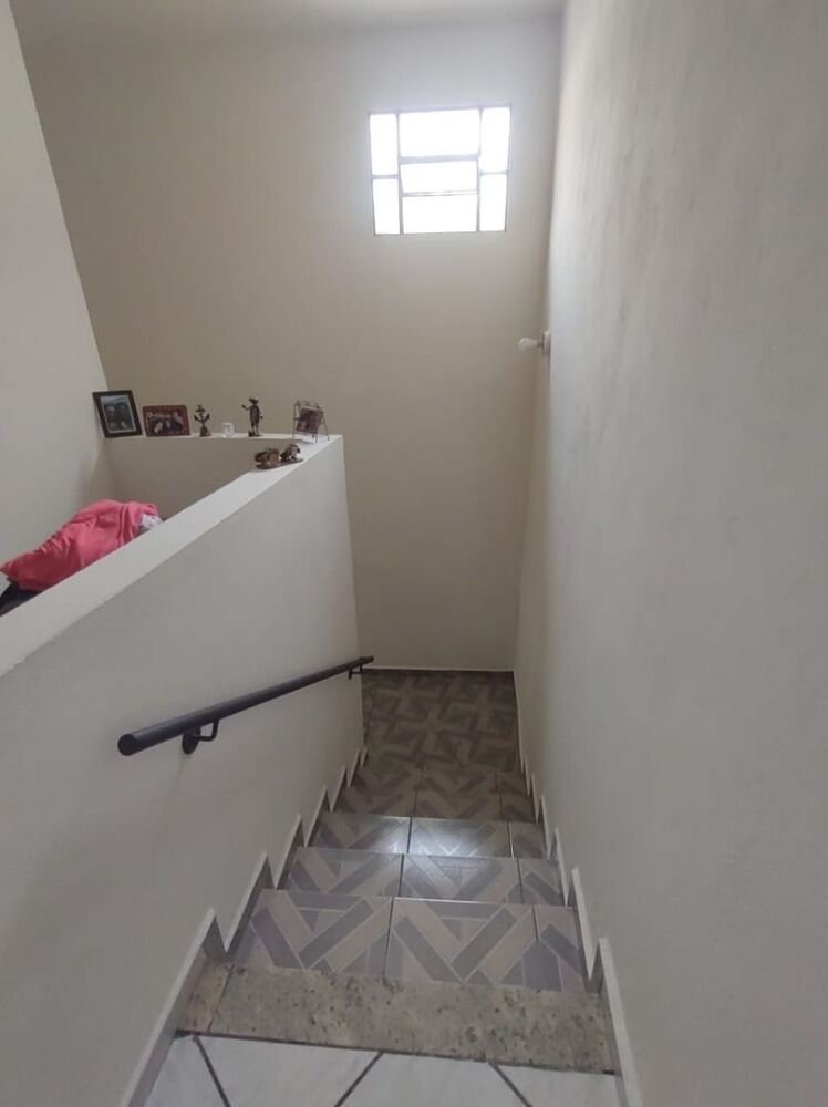 Casa à venda com 2 quartos, 78m² - Foto 5