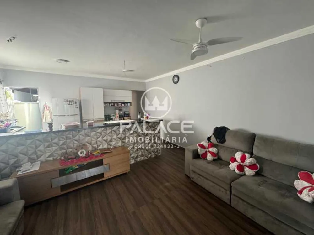 Casa, 4 quartos, 207 m² - Foto 1