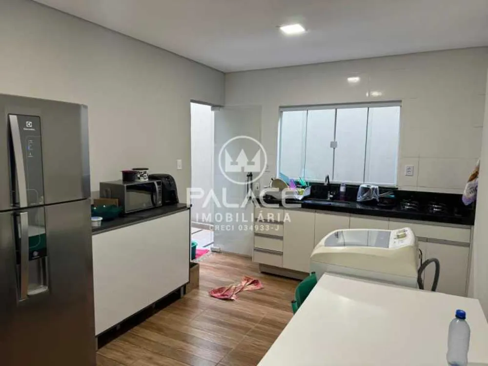 Casa, 4 quartos, 207 m² - Foto 2