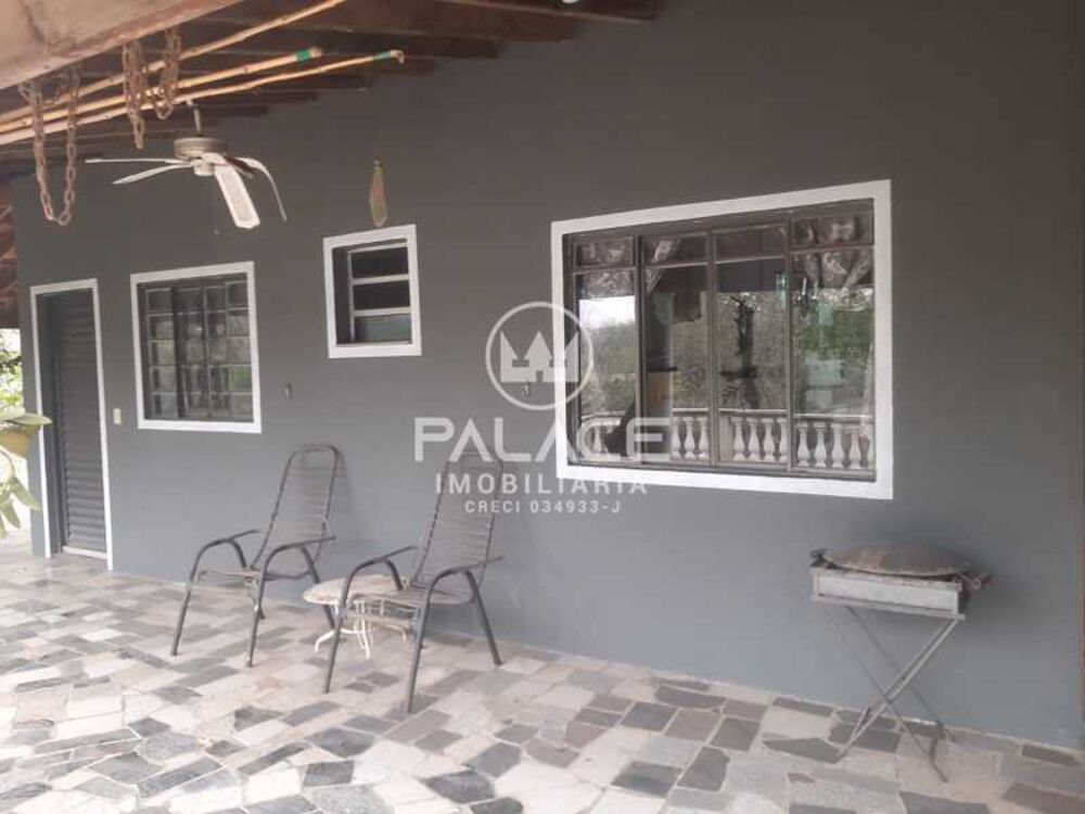 Chácara à venda com 2 quartos, 183m² - Foto 12