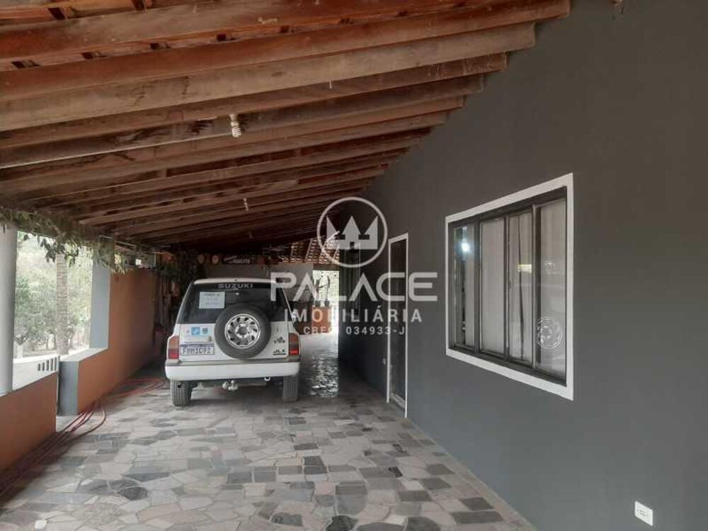 Chácara à venda com 2 quartos, 183m² - Foto 11