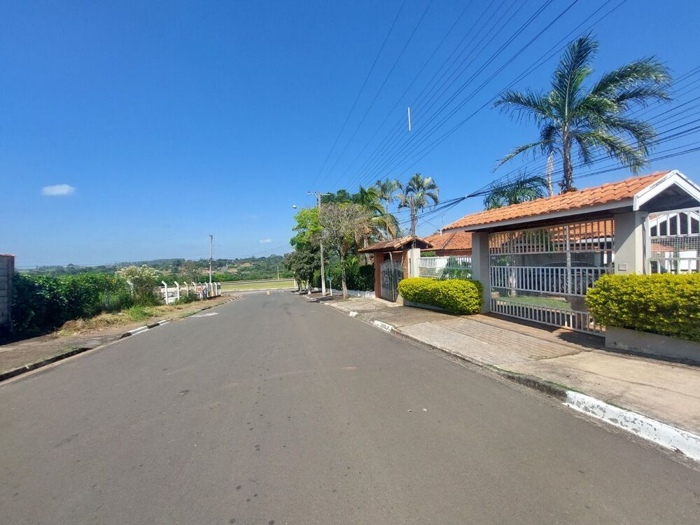 Chácara à venda com 3 quartos, 280m² - Foto 2