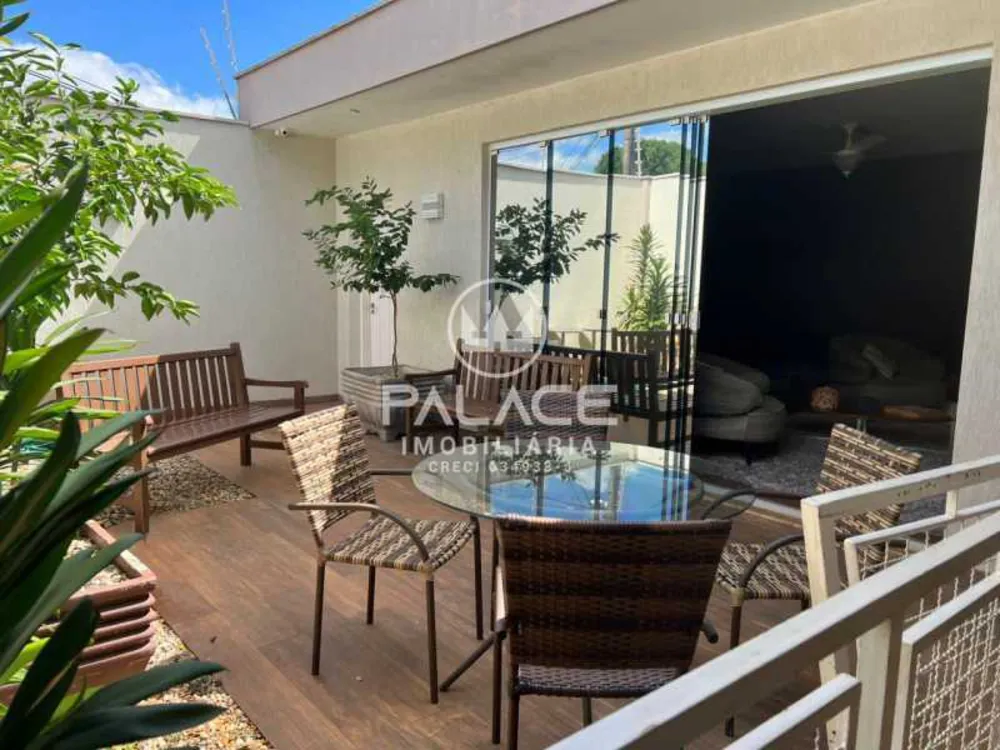 Casa, 3 quartos, 338 m² - Foto 1