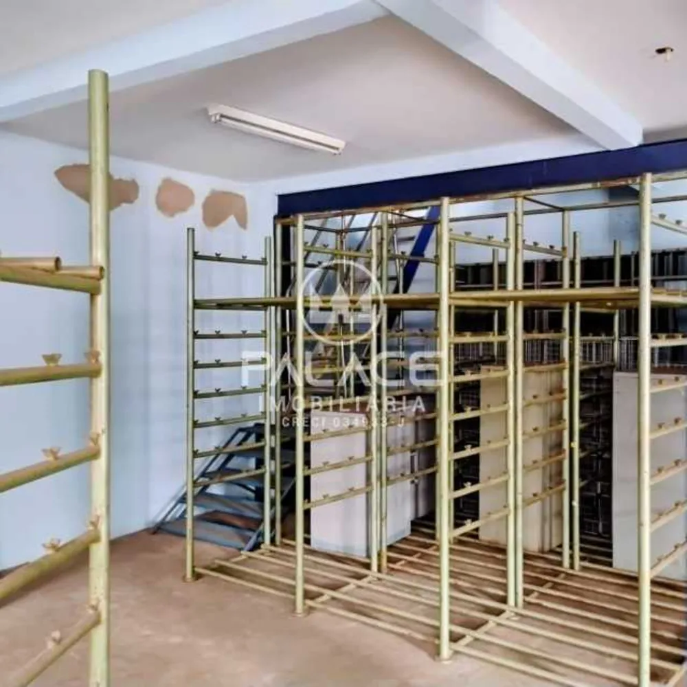 Prédio Inteiro, 240 m² - Foto 4