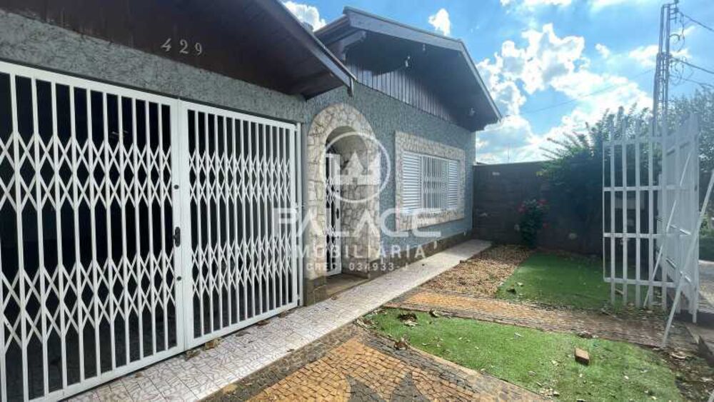 Casa para alugar com 3 quartos, 242m² - Foto 3