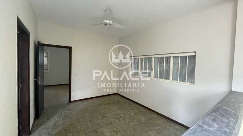 Casa para alugar com 3 quartos, 242m² - Foto 10