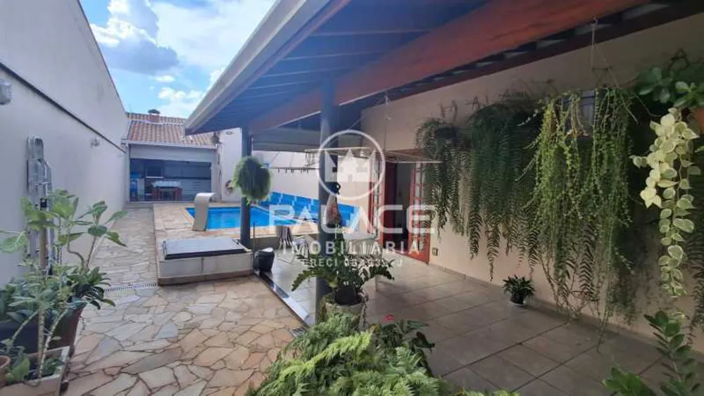 Casa, 2 quartos, 150 m² - Foto 1