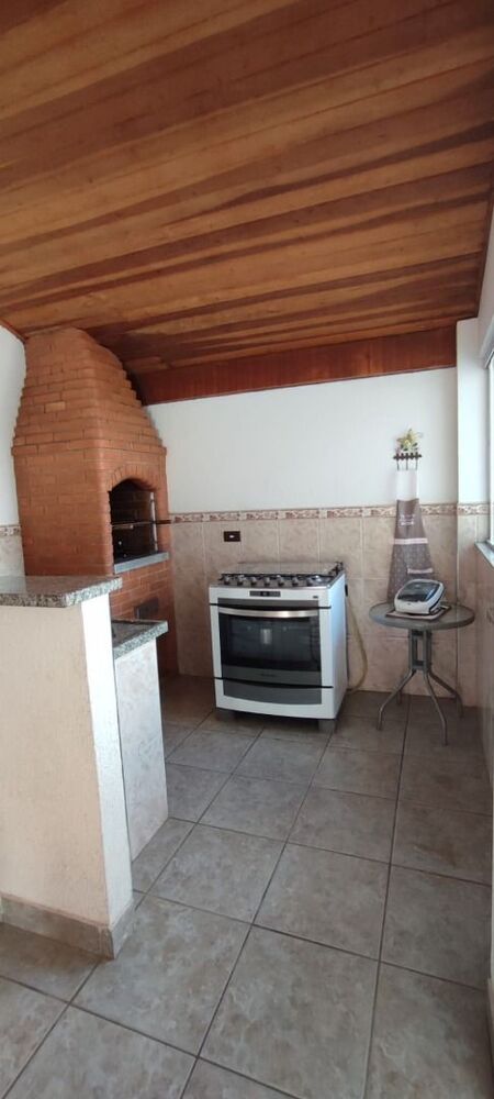 Casa à venda com 3 quartos, 162m² - Foto 4