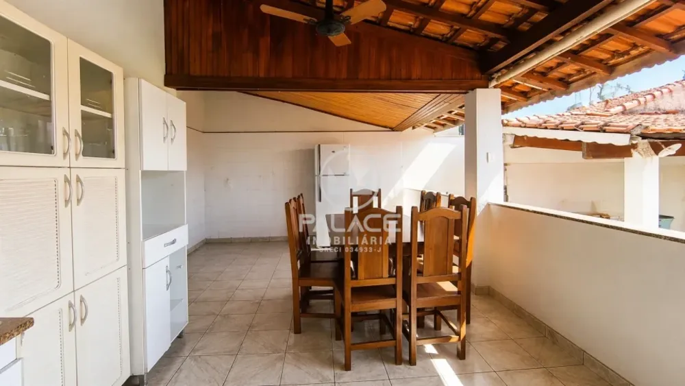Casa, 5 quartos, 250 m² - Foto 4