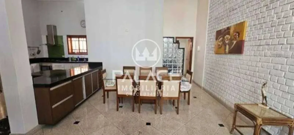 Casa, 3 quartos, 170 m² - Foto 1