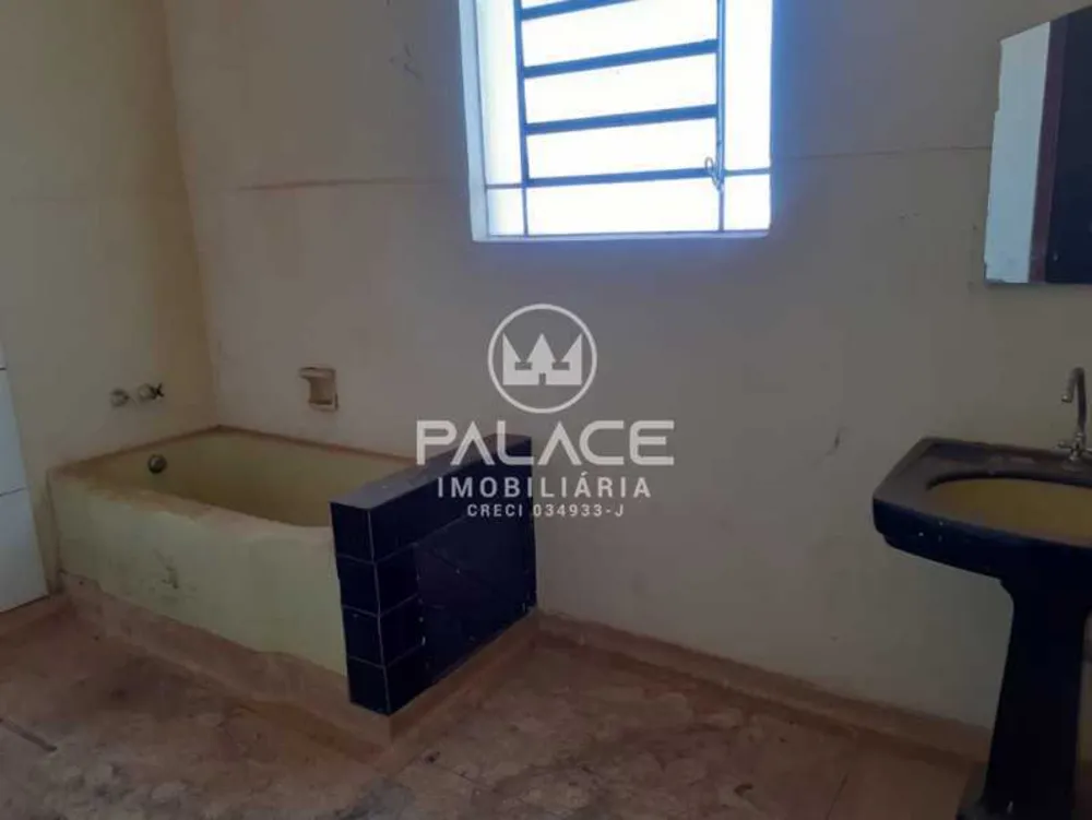 Casa, 3 quartos, 246 m² - Foto 2