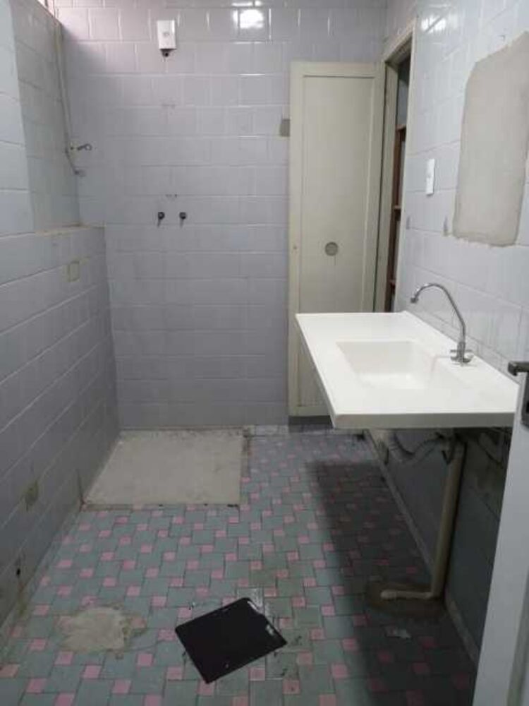 Casa Comercial para alugar com 3 quartos, 217m² - Foto 7