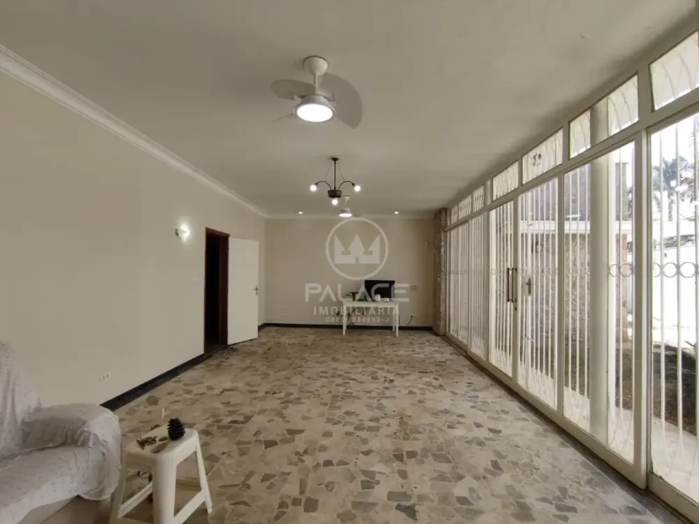 Casa, 5 quartos, 335 m² - Foto 3