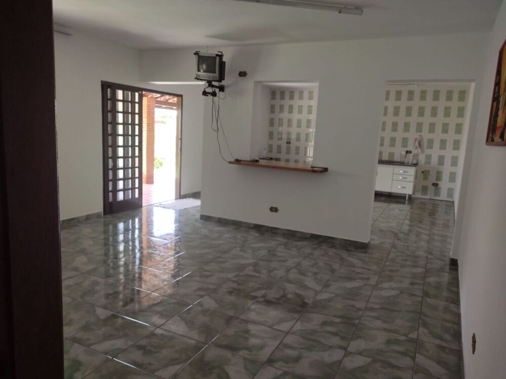 Chácara à venda com 3 quartos, 240m² - Foto 6