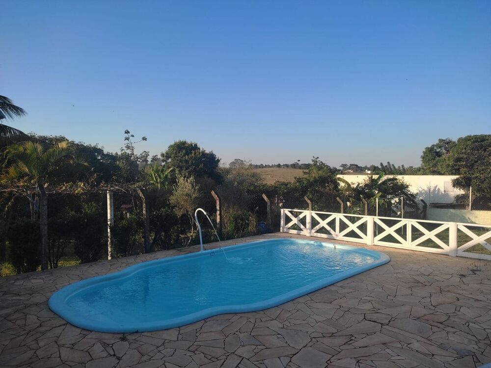 Chácara à venda com 3 quartos, 240m² - Foto 3