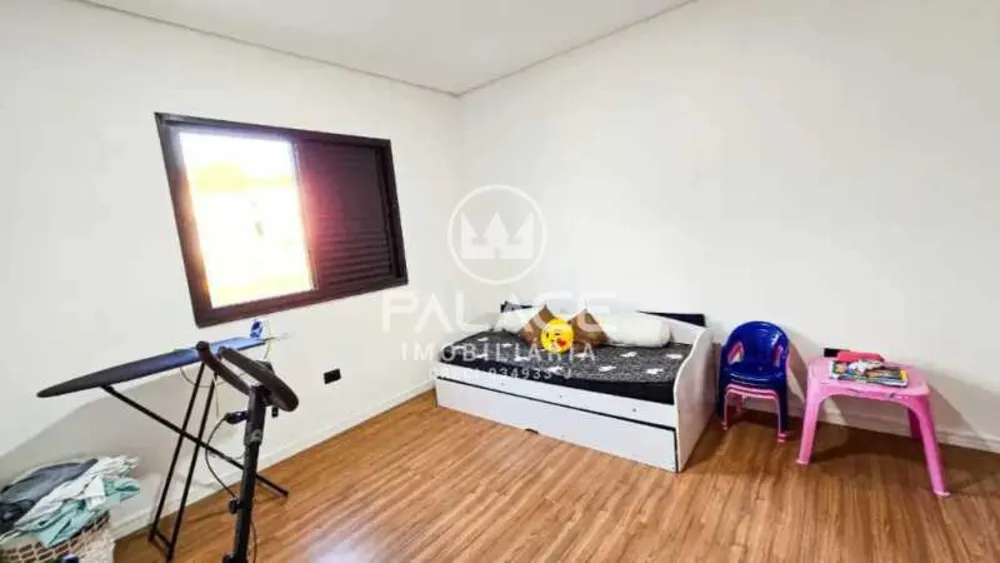 Casa, 3 quartos, 237 m² - Foto 2
