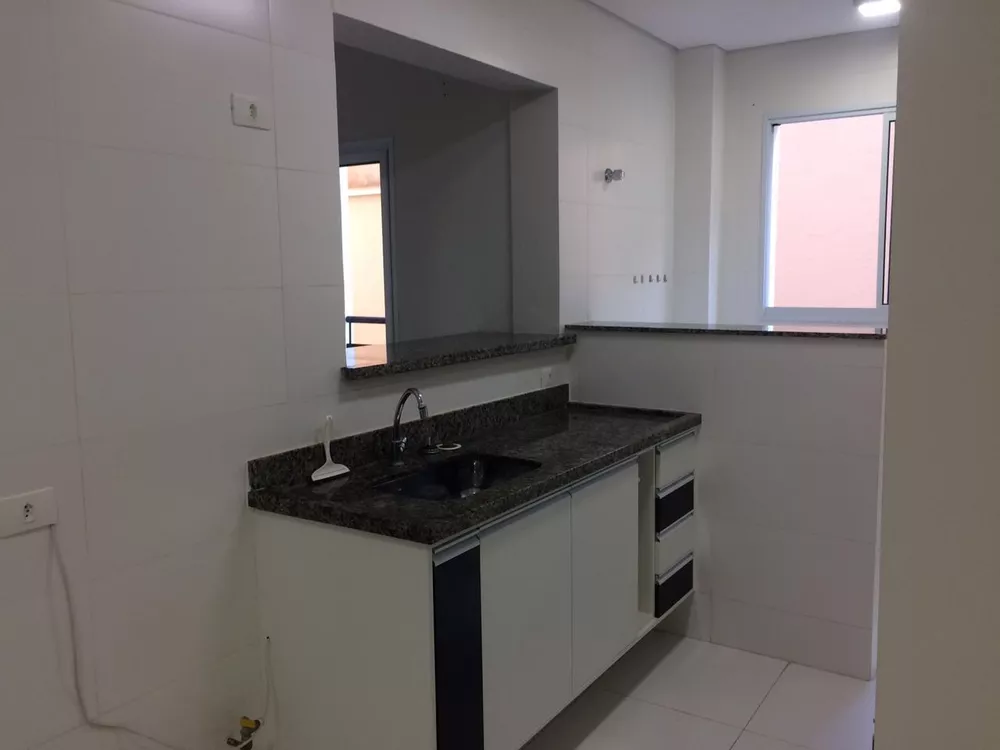 Apartamento à venda com 2 quartos, 63m² - Foto 2