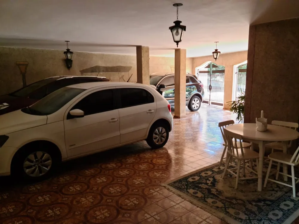 Casa, 3 quartos, 252 m² - Foto 2