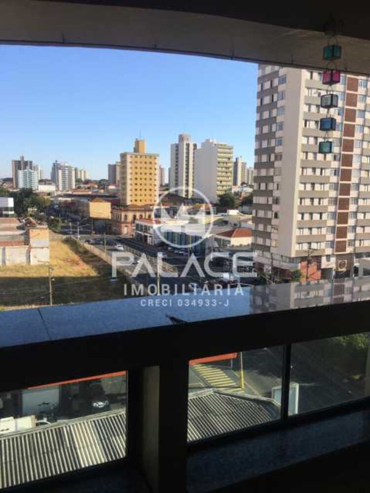 Apartamento à venda com 3 quartos, 113m² - Foto 1
