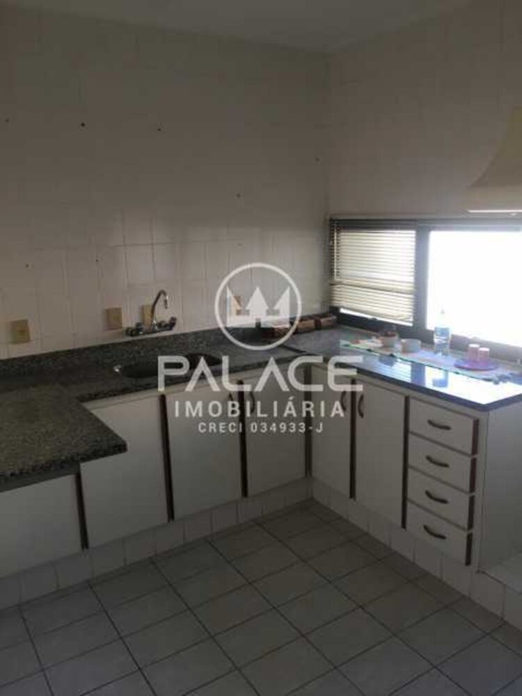 Apartamento à venda com 3 quartos, 113m² - Foto 3