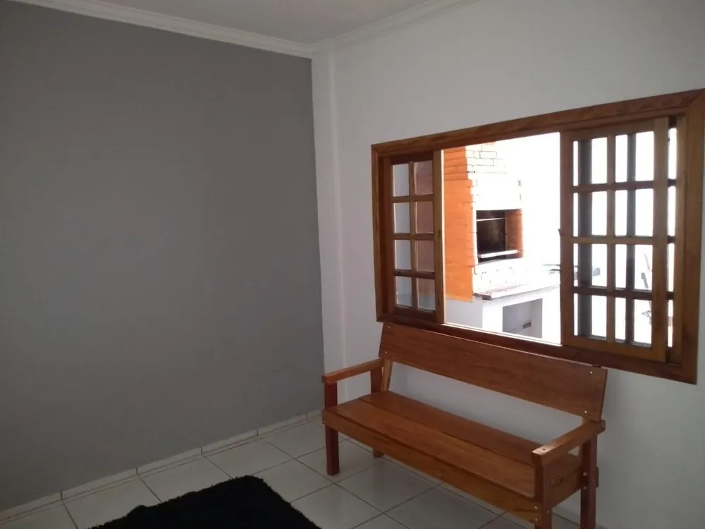 Casa, 2 quartos, 180 m² - Foto 1