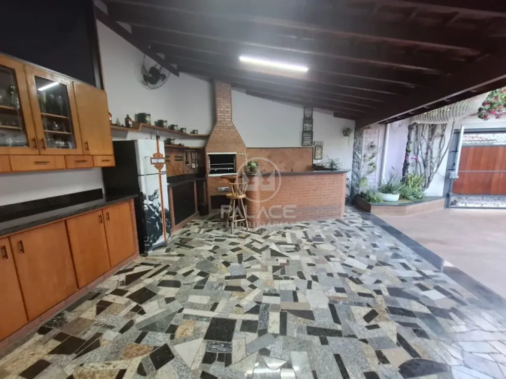 Casa, 3 quartos, 243 m² - Foto 2