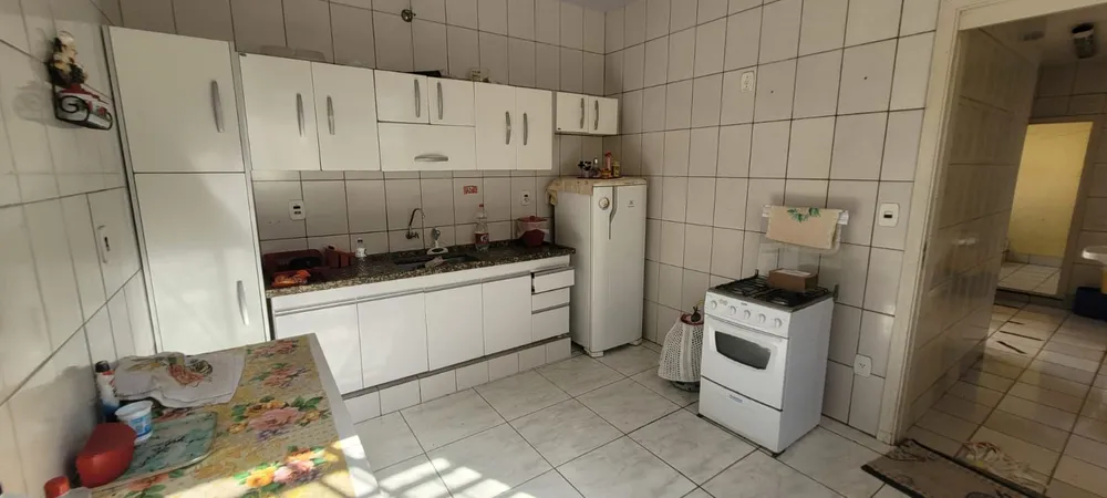 Casa, 3 quartos, 260 m² - Foto 1