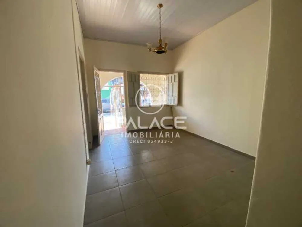 Casa, 4 quartos, 137 m² - Foto 2