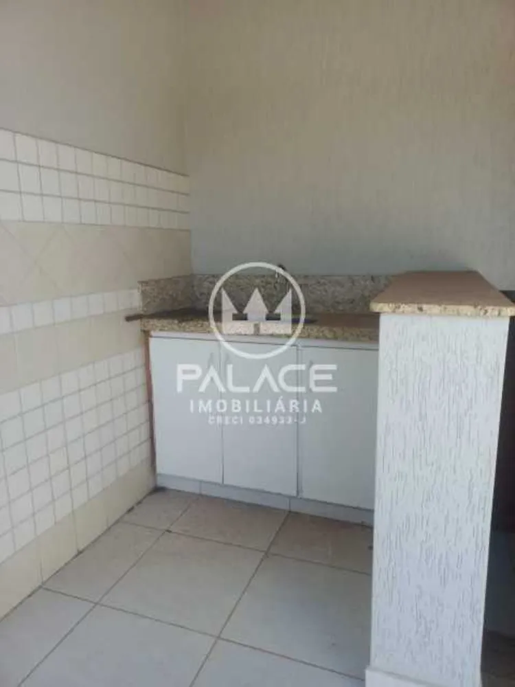 Casa, 3 quartos, 215 m² - Foto 2