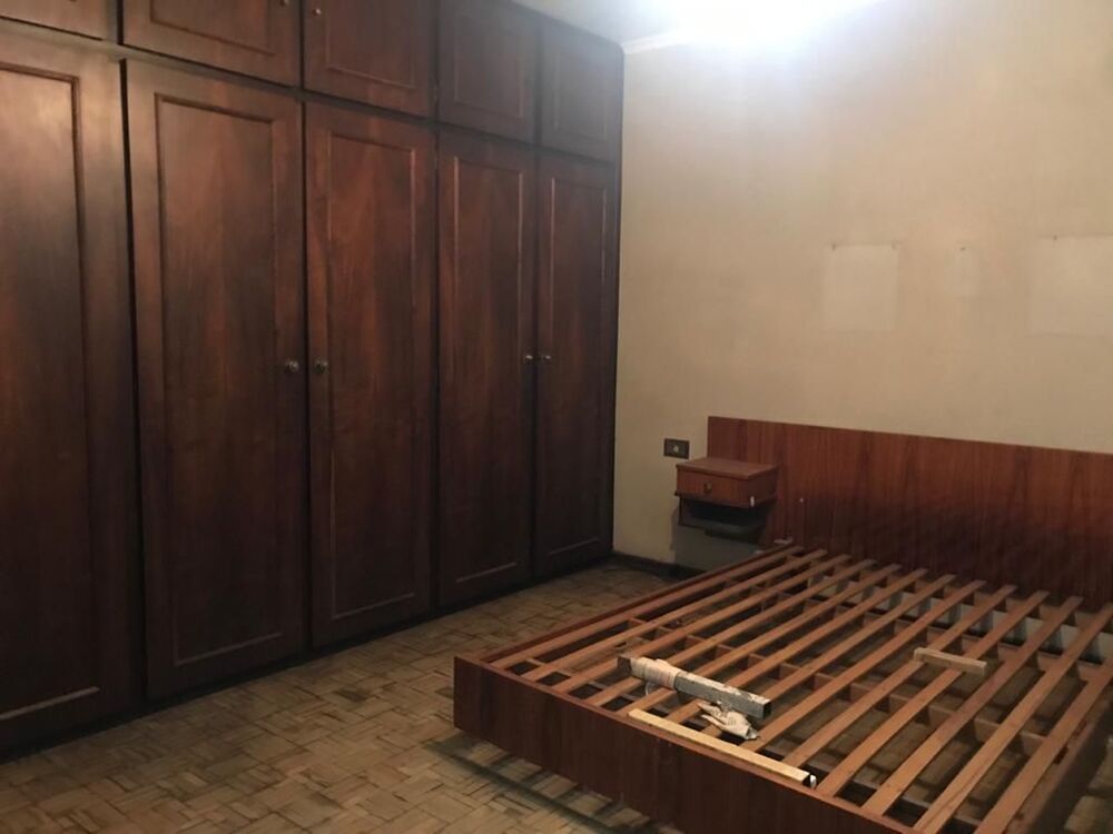 Casa Comercial à venda com 3 quartos, 150m² - Foto 2