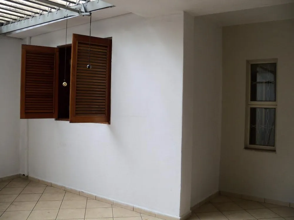 Casa, 4 quartos, 224 m² - Foto 3
