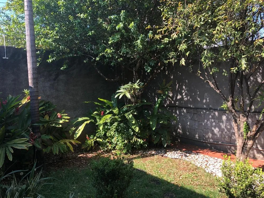 Casa, 3 quartos, 263 m² - Foto 4