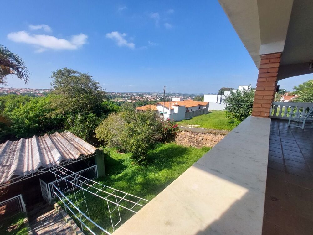 Casa à venda com 3 quartos, 400m² - Foto 8