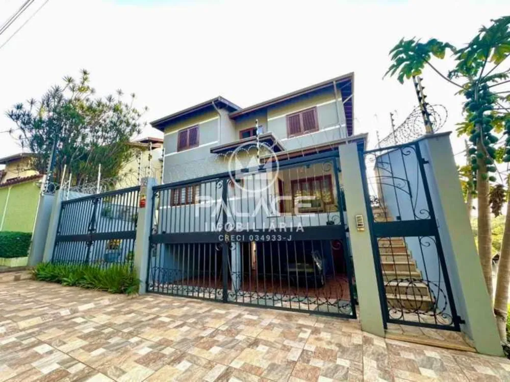 Casa, 3 quartos, 370 m² - Foto 1
