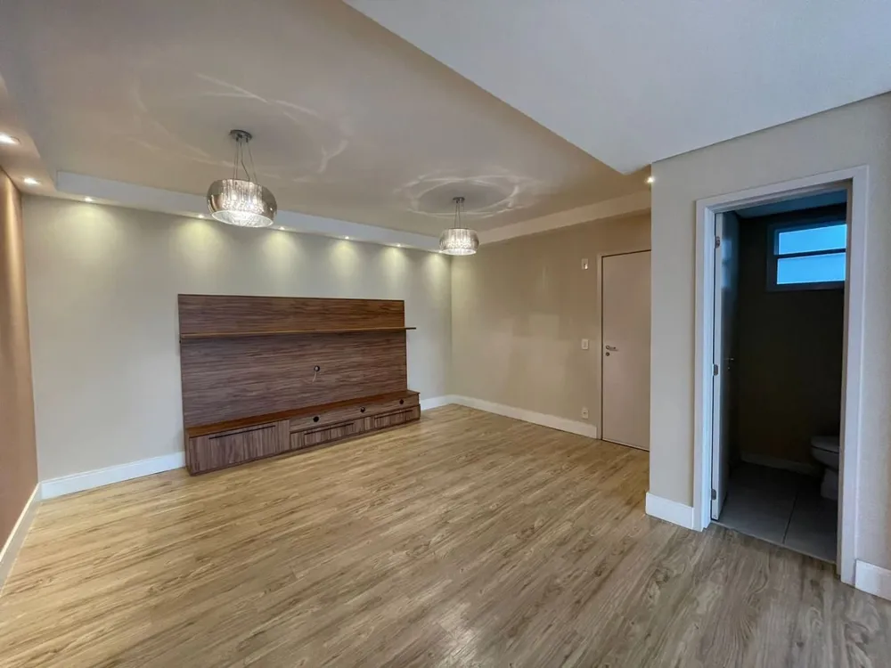 Apartamento, 3 quartos, 130 m² - Foto 2