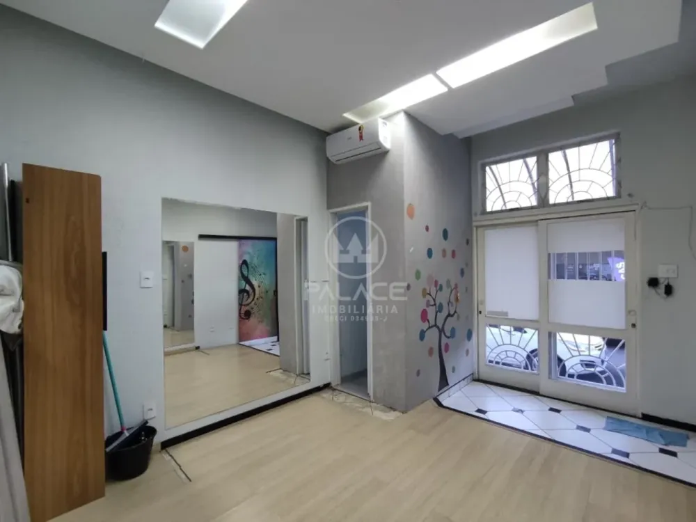 Prédio Inteiro, 52 m² - Foto 1