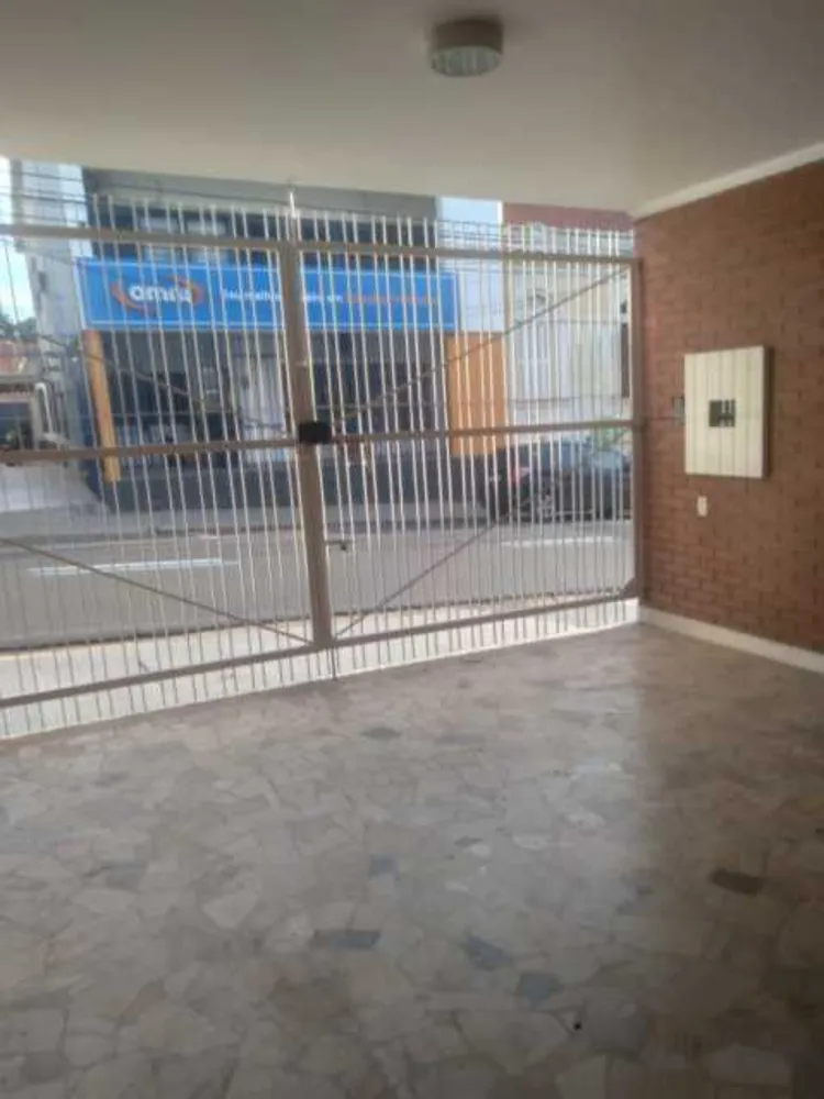 Casa, 4 quartos, 226 m² - Foto 3