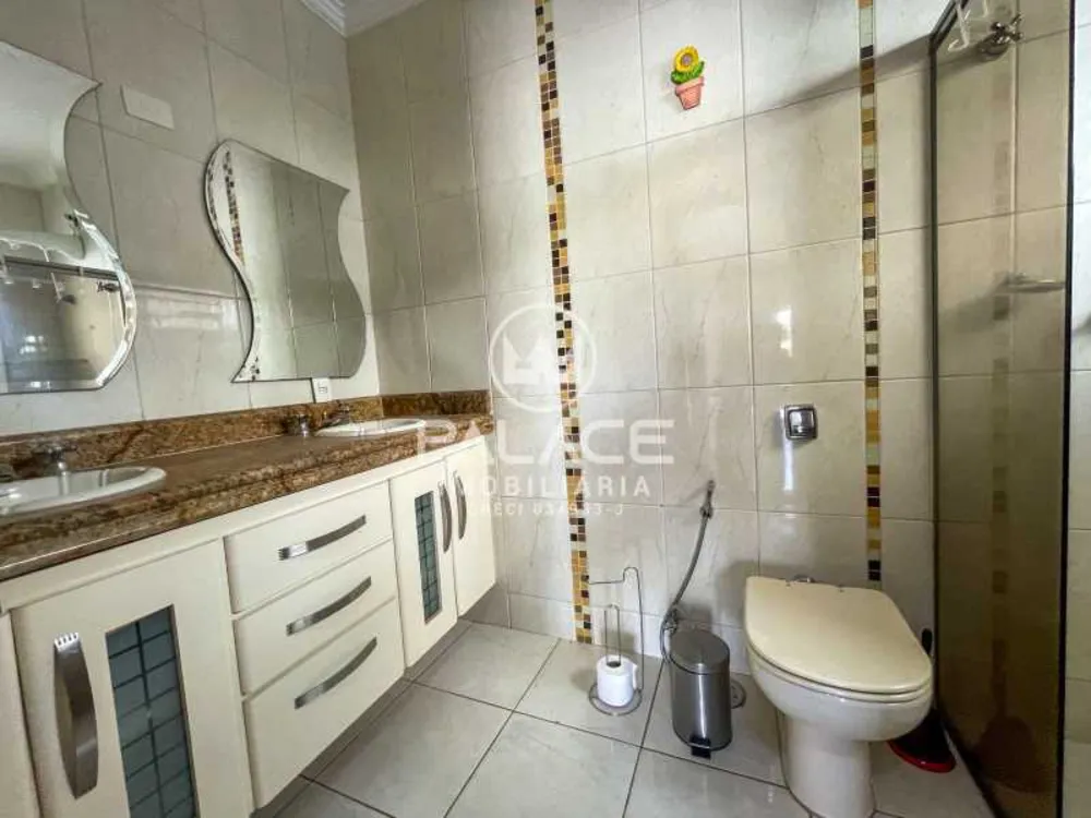 Casa, 4 quartos, 240 m² - Foto 11