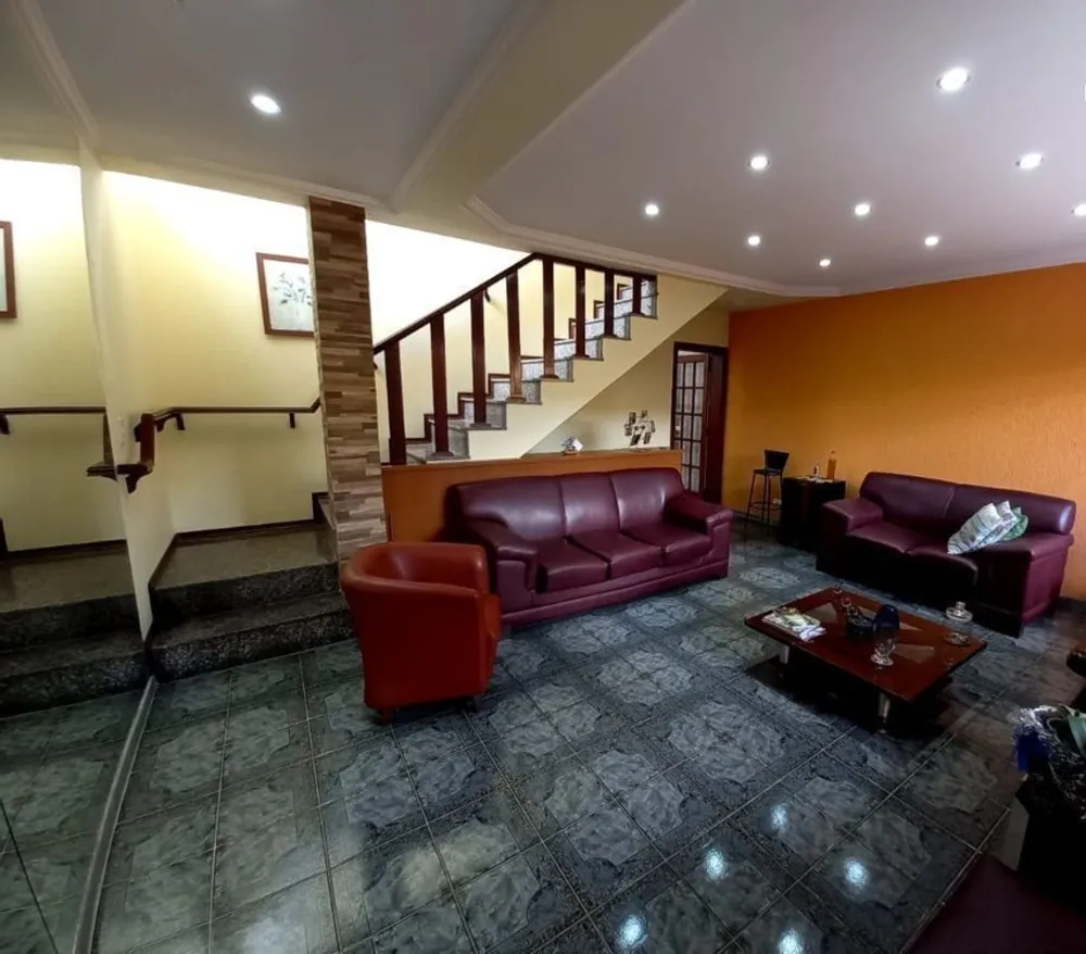 Casa, 3 quartos, 179 m² - Foto 2
