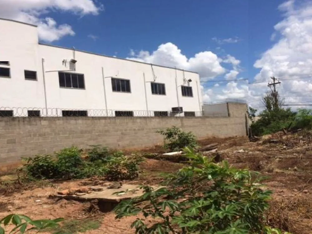 Terreno, 2300 m² - Foto 2