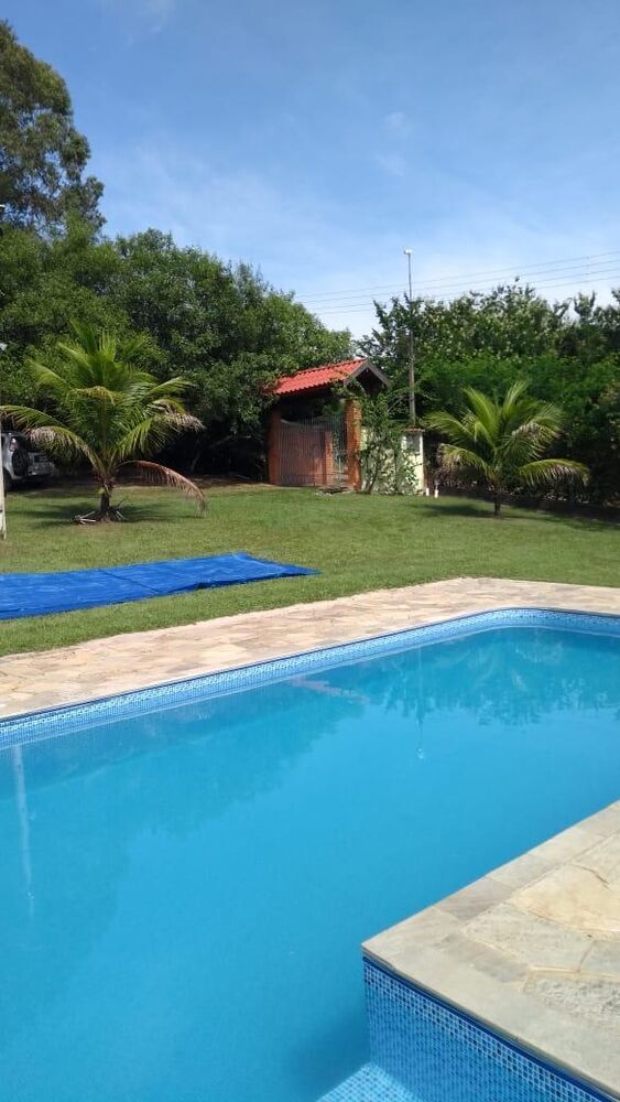 Chácara à venda com 4 quartos, 350m² - Foto 2
