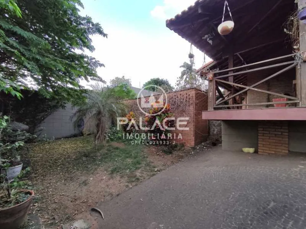 Casa, 4 quartos, 453 m² - Foto 1