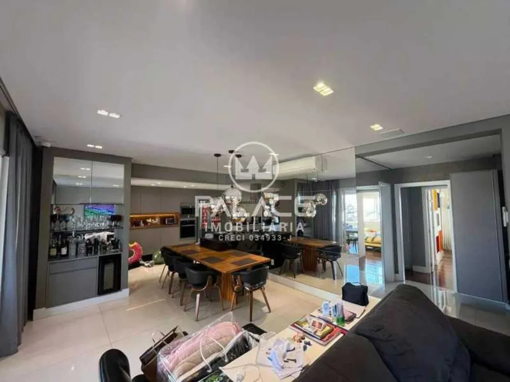 Apartamento, 3 quartos, 213 m² - Foto 1