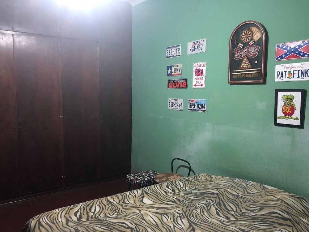 Casa à venda com 3 quartos, 263m² - Foto 2