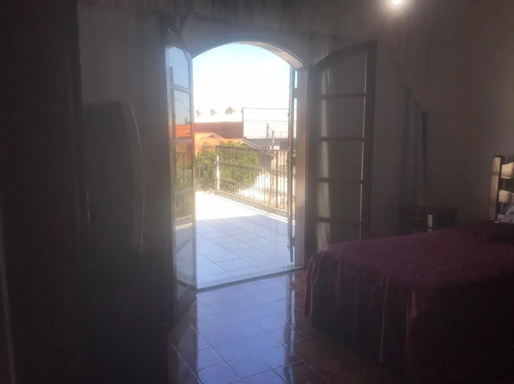 Casa, 4 quartos, 216 m² - Foto 4